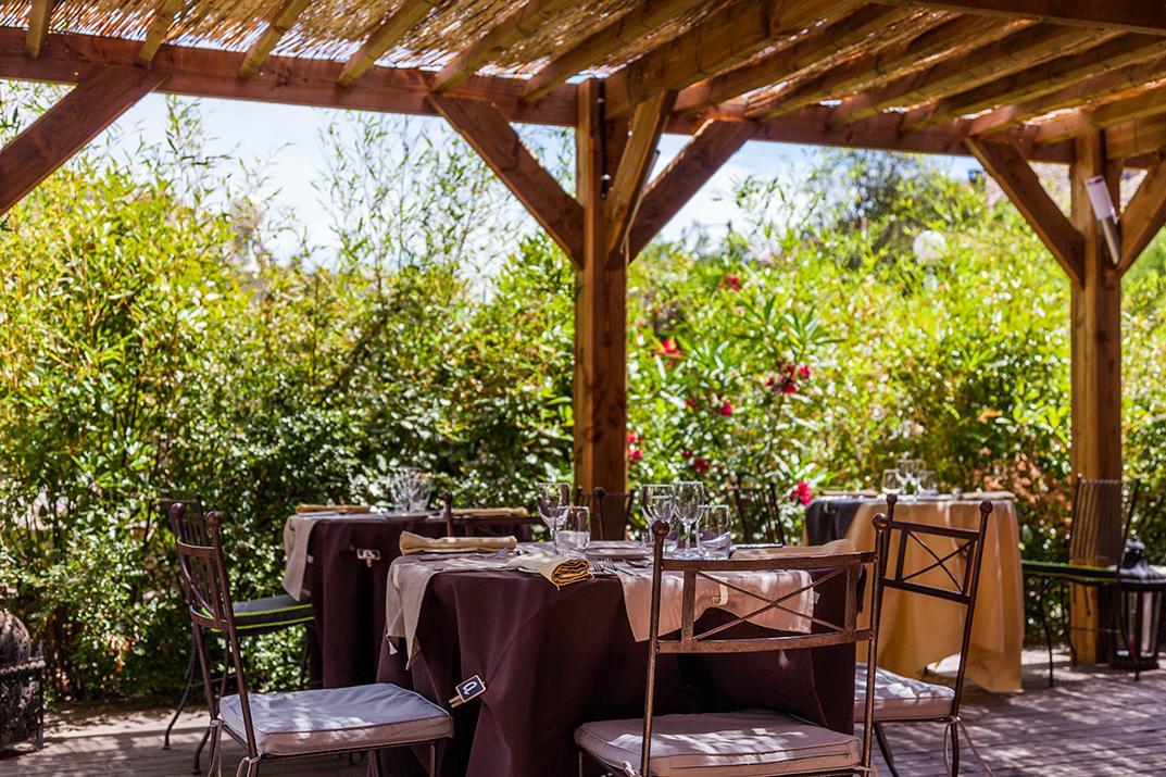 Hotel Logis Le Relais Sarrasin Vezenobres Exteriér fotografie