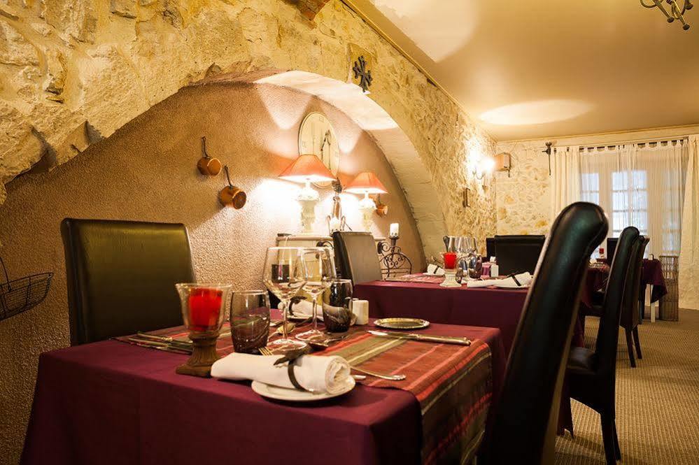 Hotel Logis Le Relais Sarrasin Vezenobres Exteriér fotografie